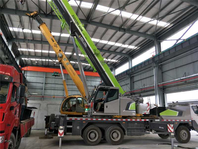 房山区高空车出租需要注意哪些安全事项？