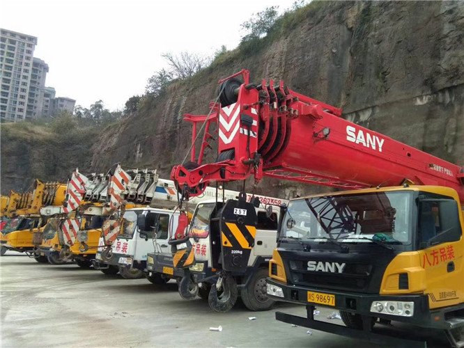 房山区吊车出租按什么计费？台班费、单次费、里程费怎么算？